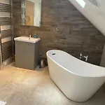 Fabulous 2 Bed
