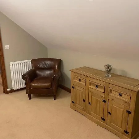 Fabulous 2 Bed דירה *